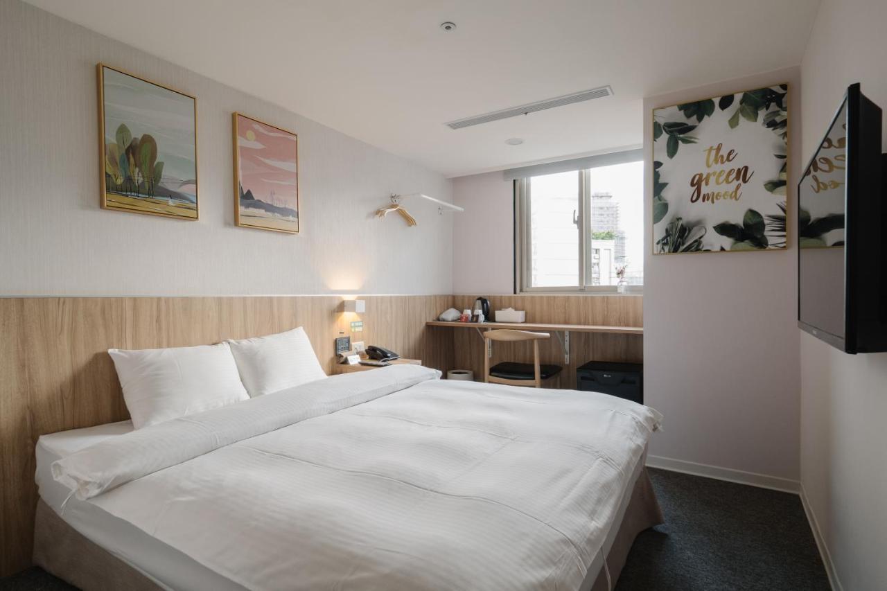 Standard Double Room,1129882761:JPEG