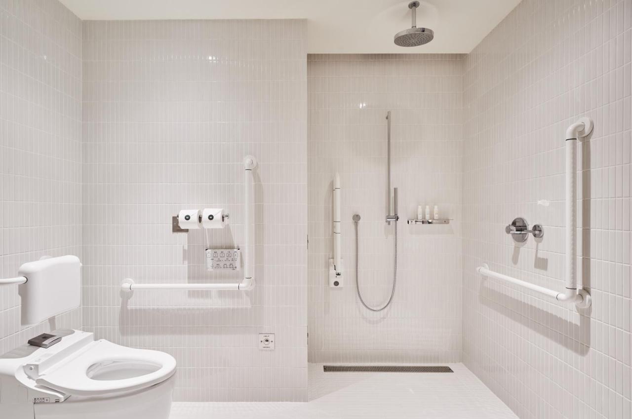 Staycation Offer - Essential King Room with Breakfast and Dinner