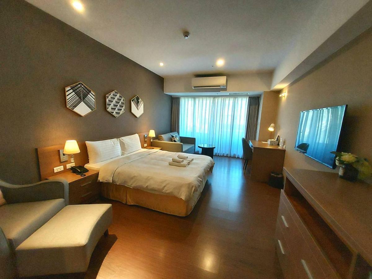 Classic Double Room with City View