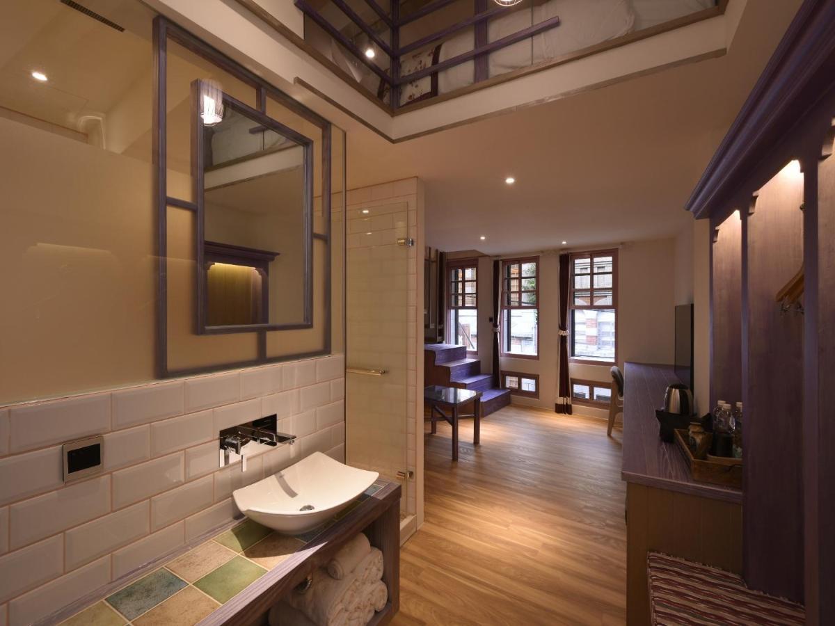 Superior Family Room