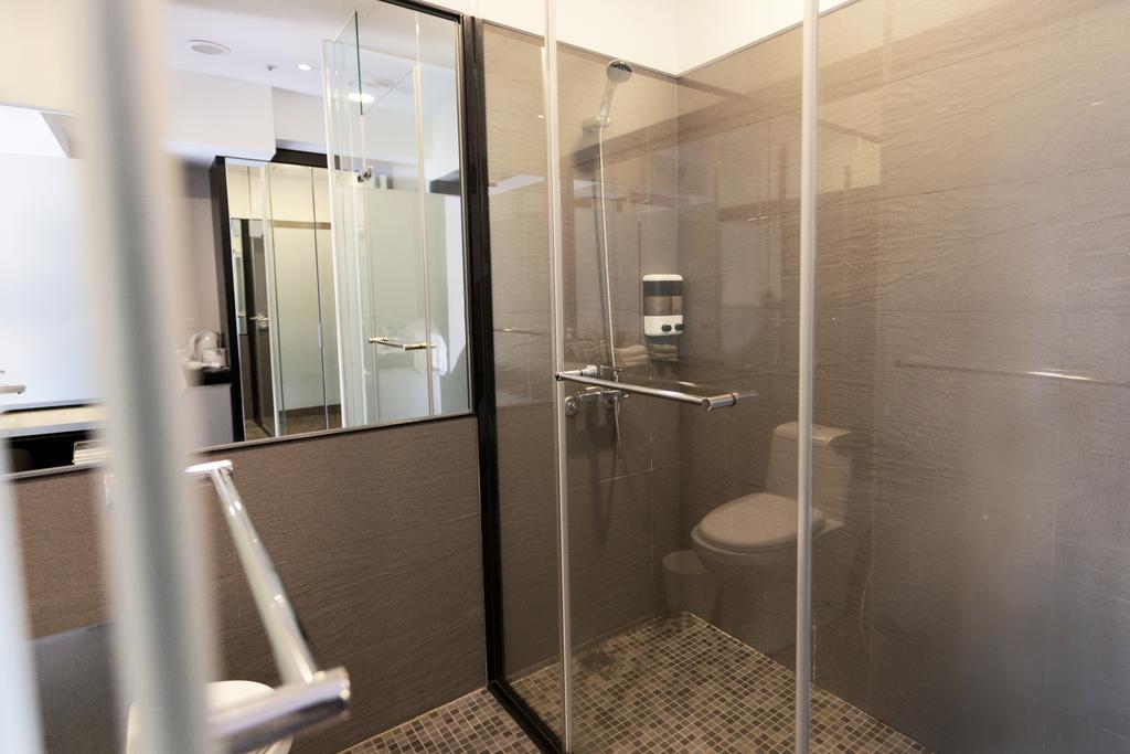 Double Room,632518101:JPEG