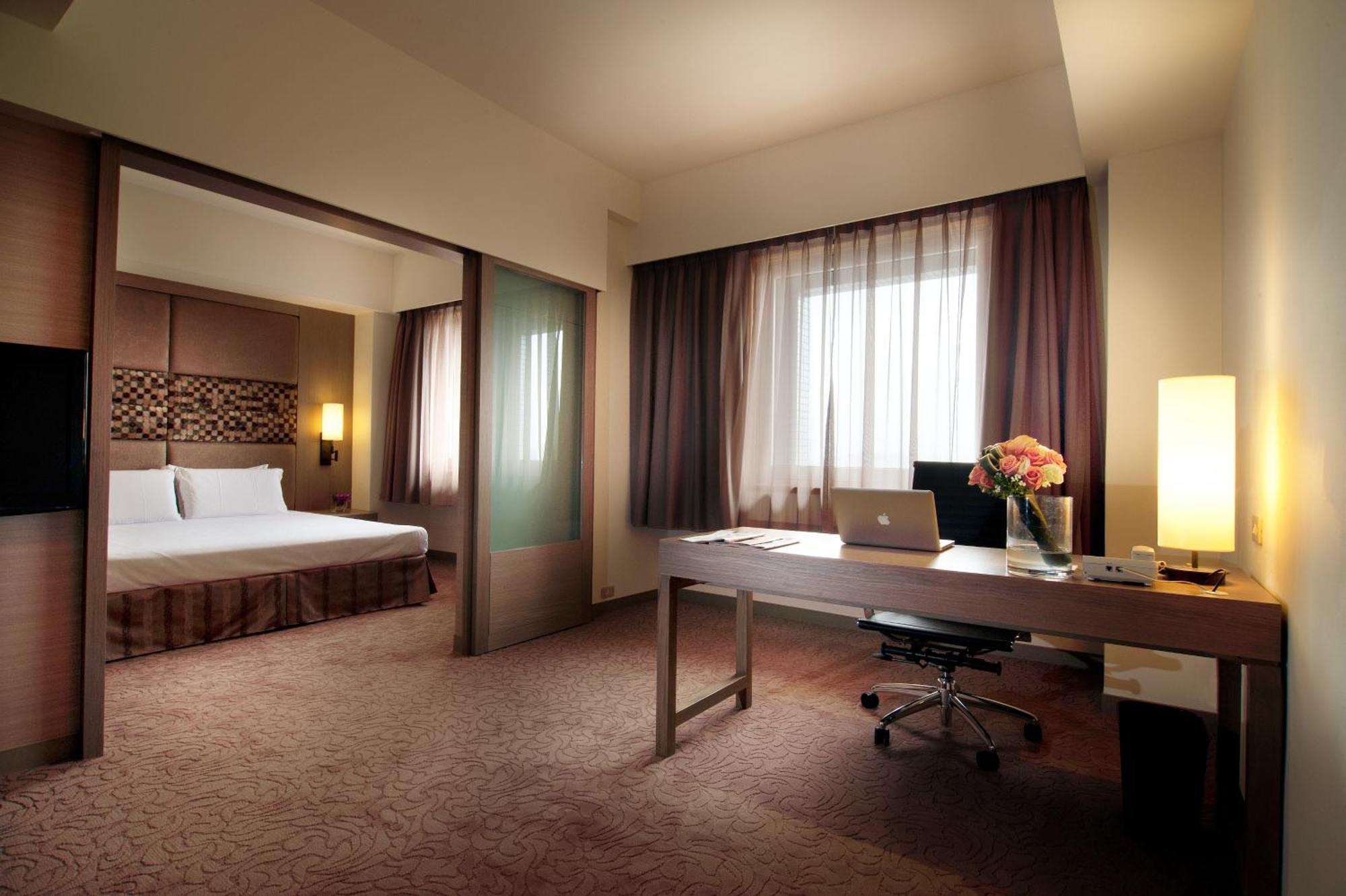 Deluxe Double Suite