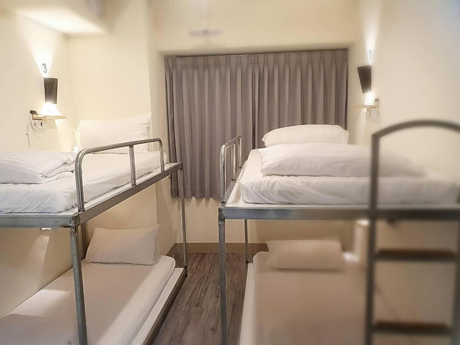 4人部屋　専用バスルーム付