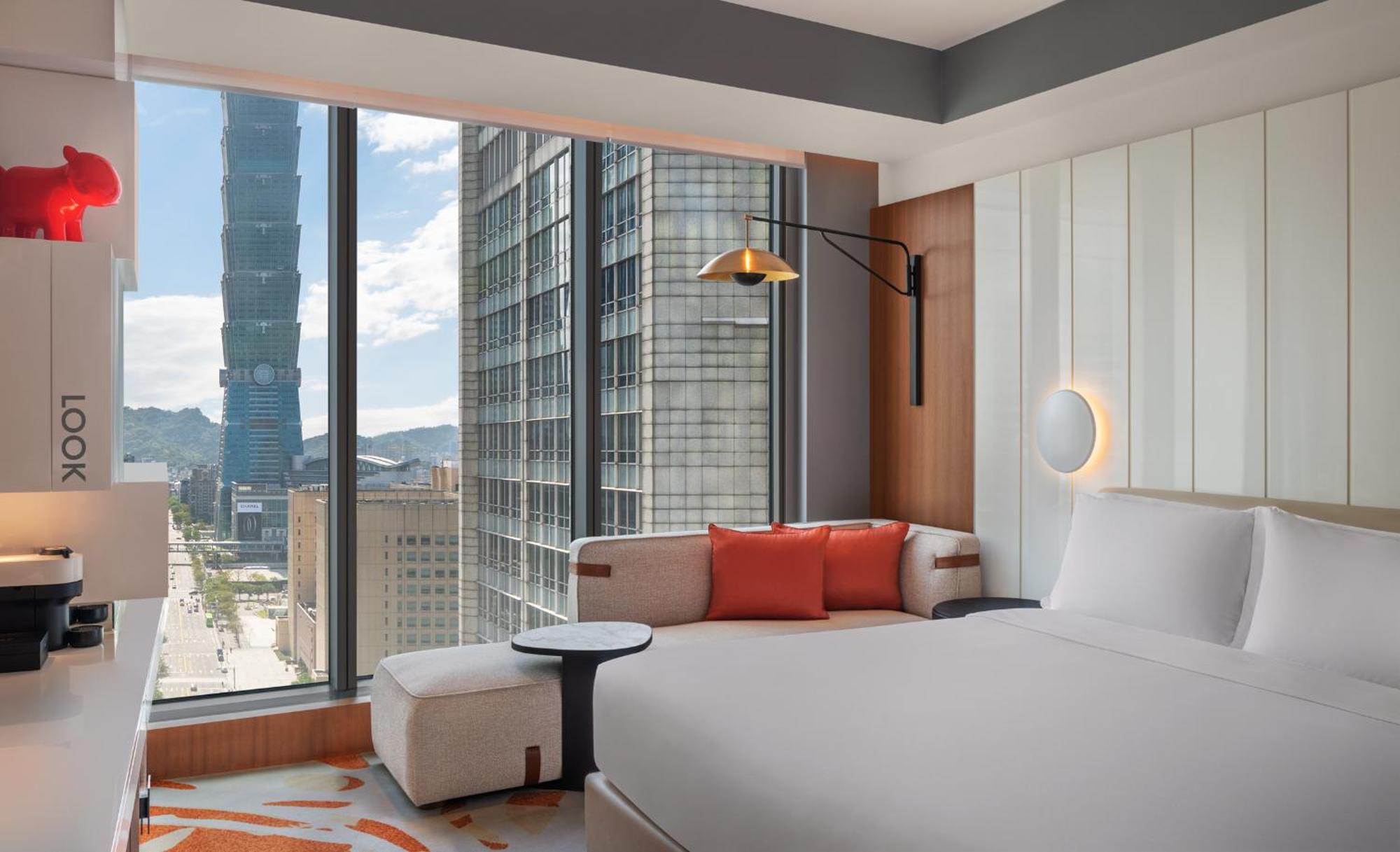 Spektakular Room - Zimmer mit 1 Kingsize-Bett und Aussicht auf das TAIPEI 101