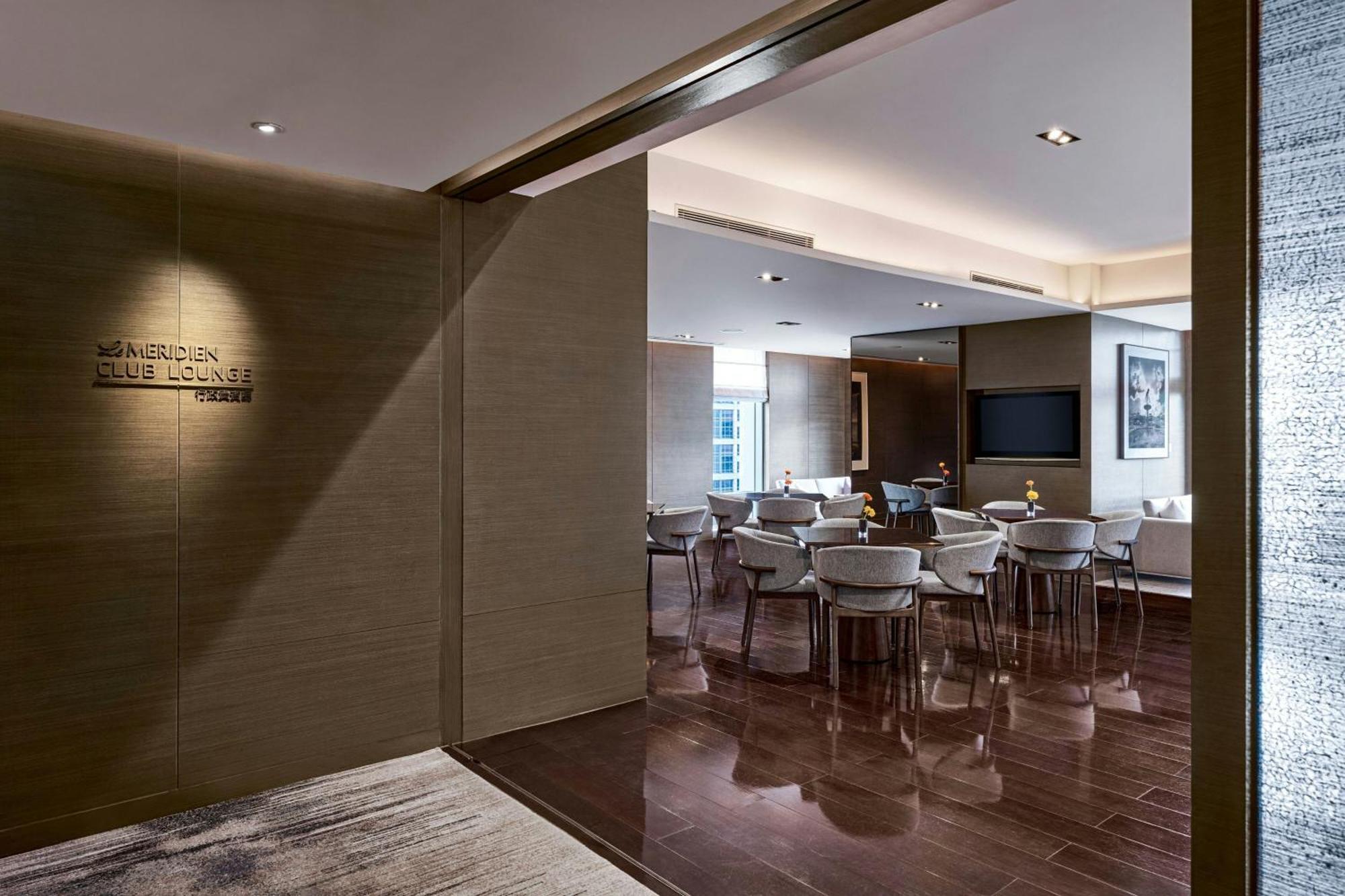 Executive King Room