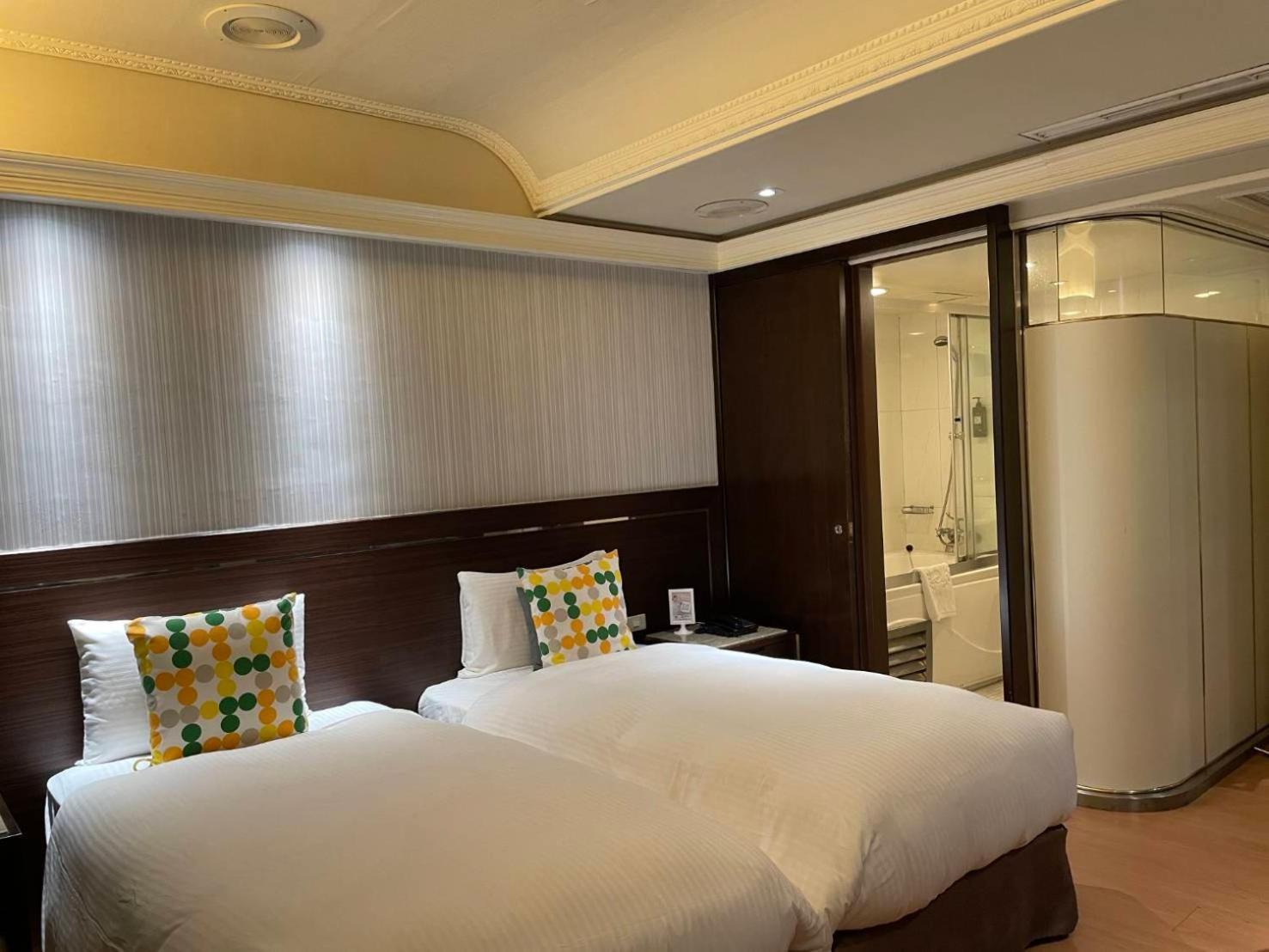 Classic Twin Room
