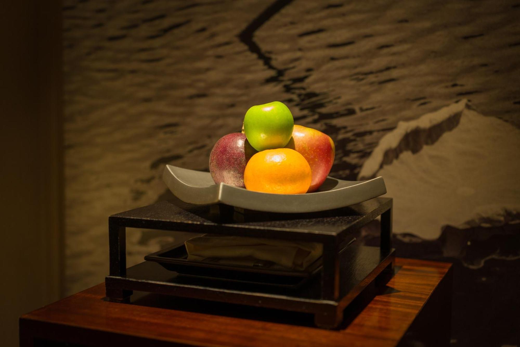 Suite,1668046590:JPEG