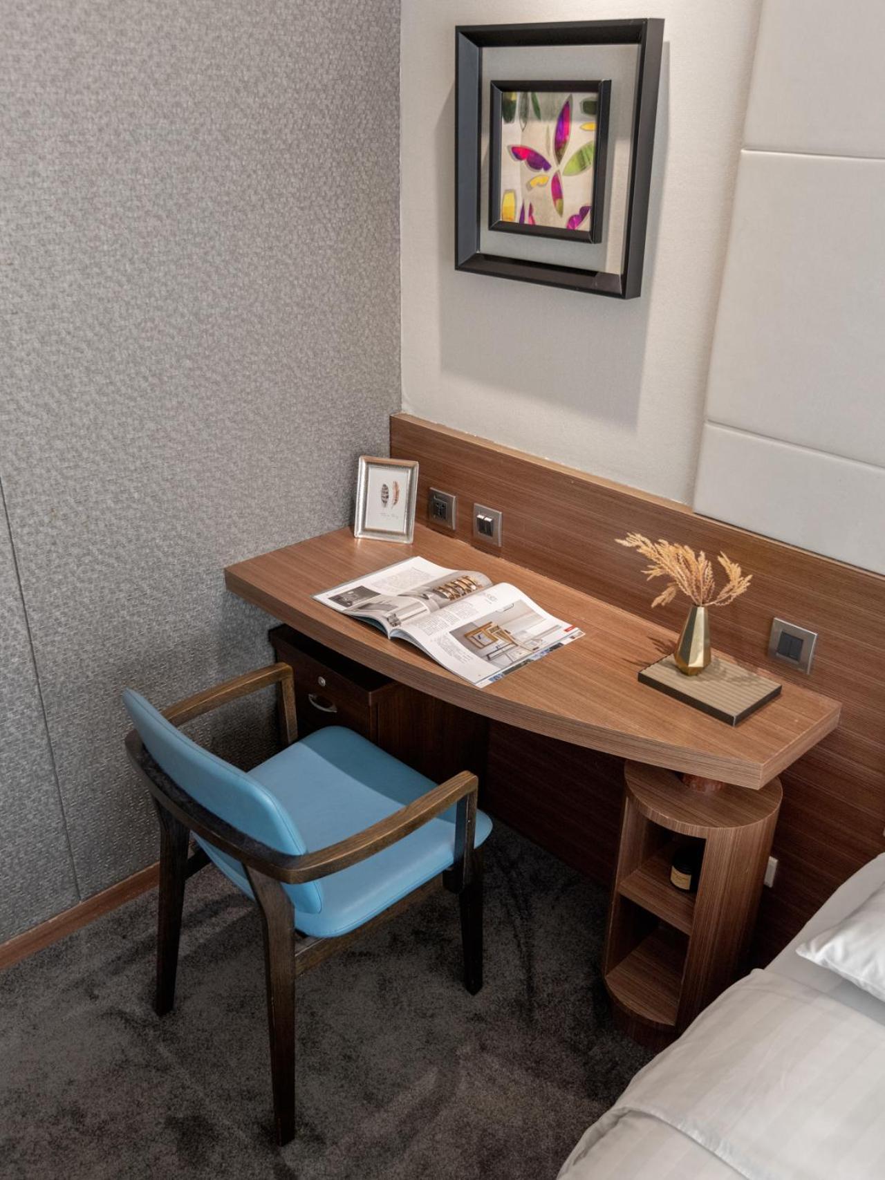 Deluxe Double Room,1698949863:JPEG