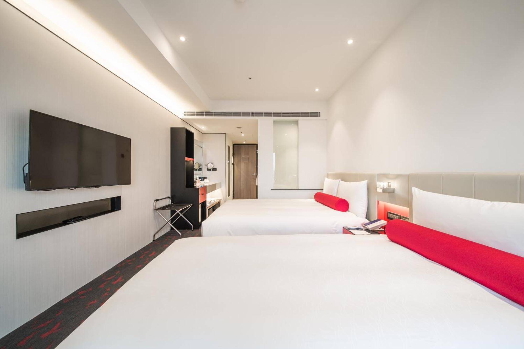 Chambre Triple - Vue sur Ville