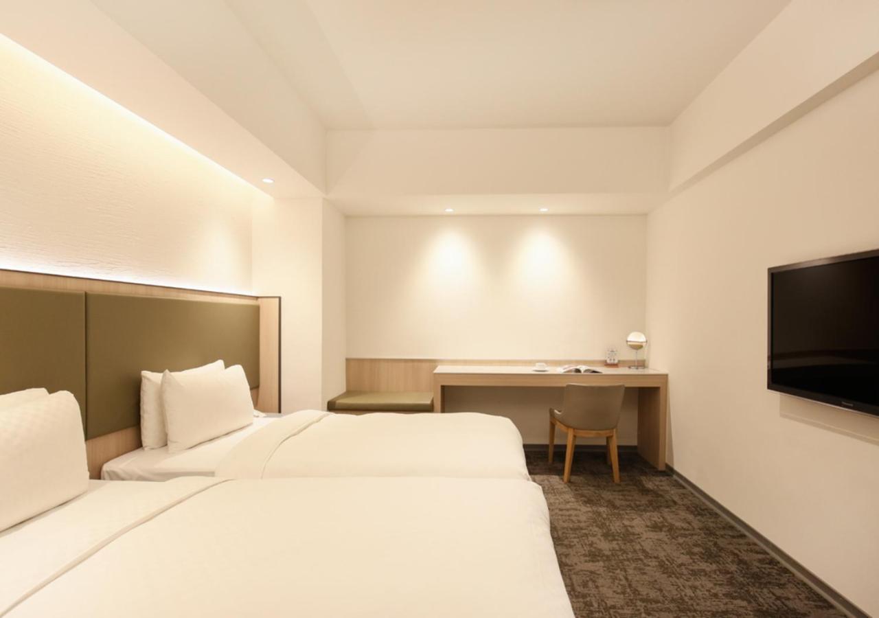 Deluxe Twin Room No Window