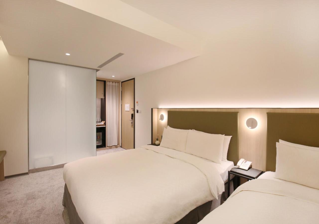Deluxe Family Triple Room