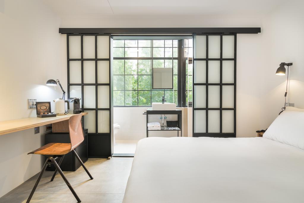 Medium Double Room with Garden View