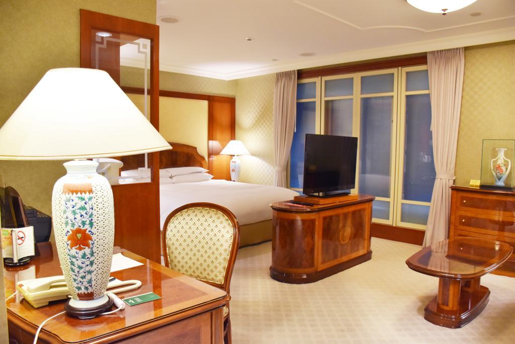 Superior Suite