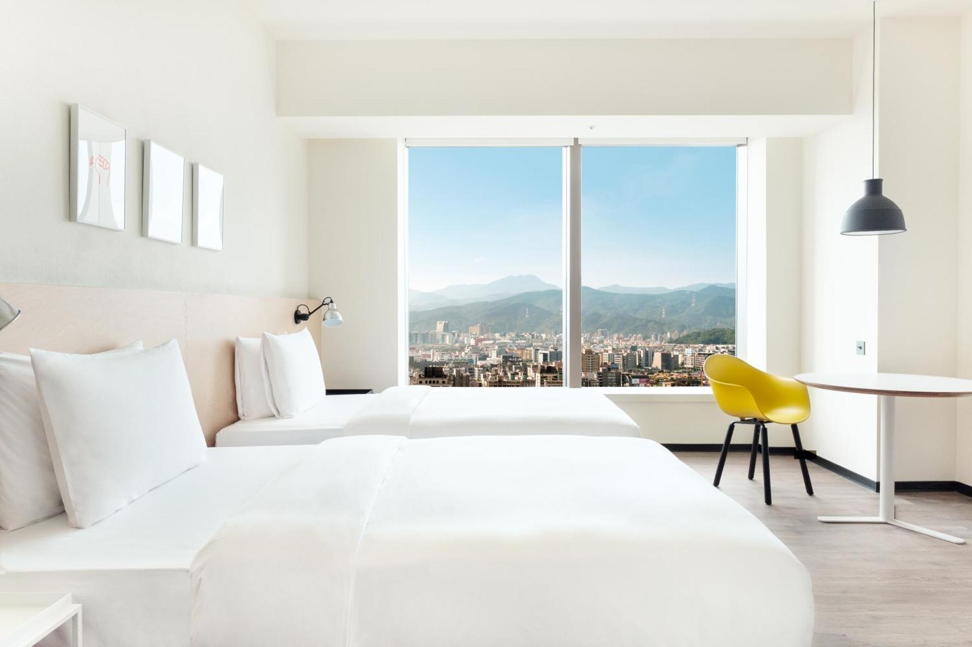 Medium Zweibettzimmer mit Flussblick