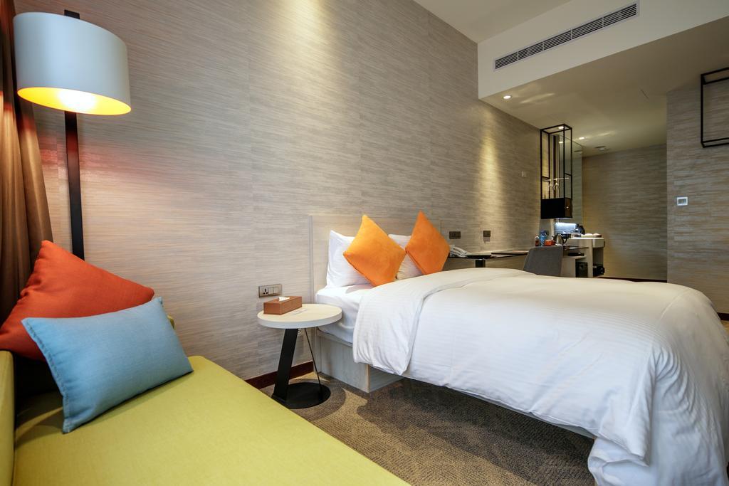 Deluxe Double Room,435657492:JPEG