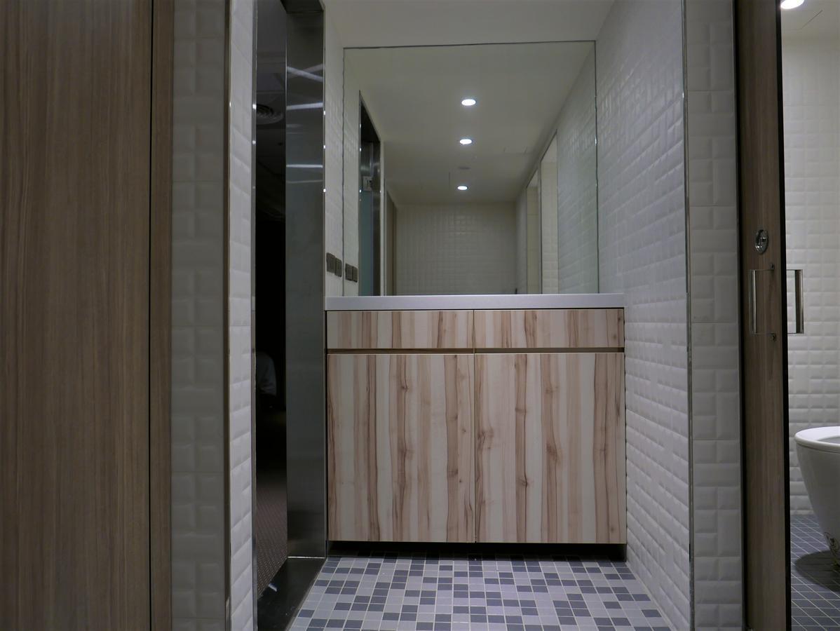 Chambre Simple avec Salle de Bains Commune (sans fenêtre)