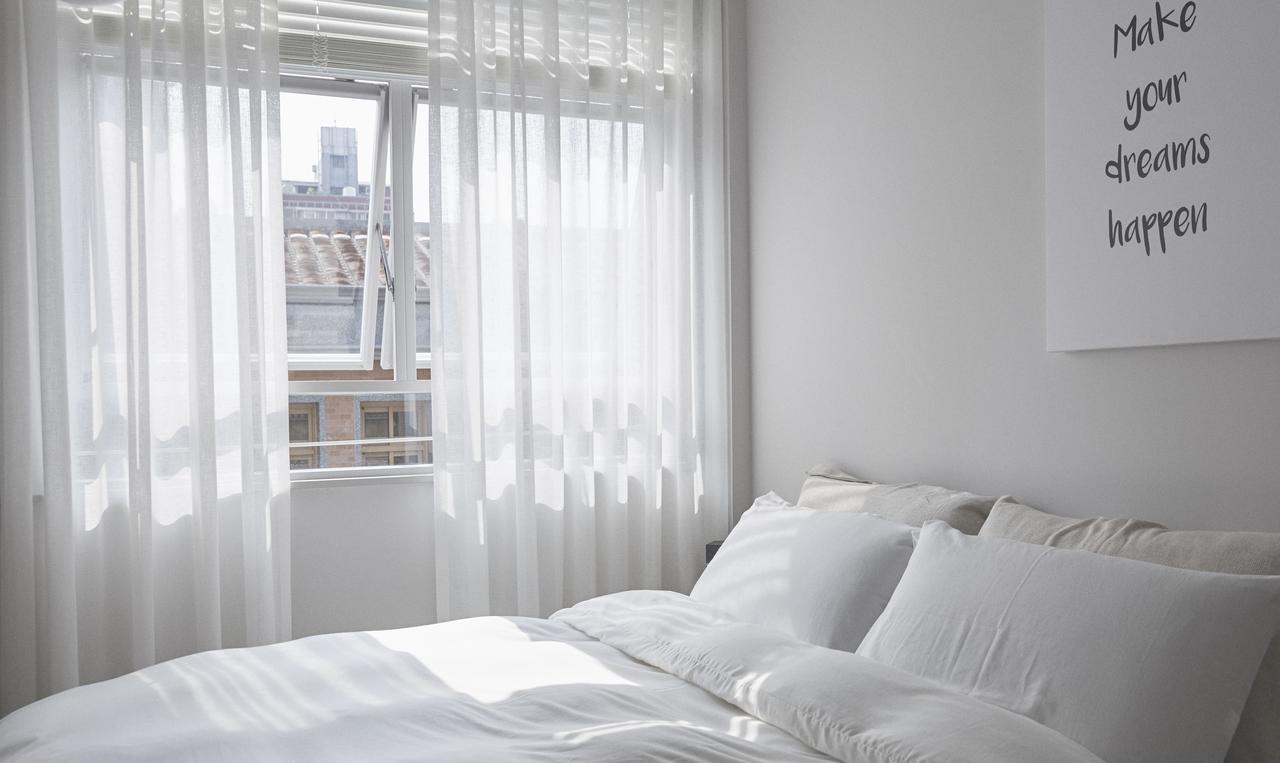 Deluxe Double Room with Street View