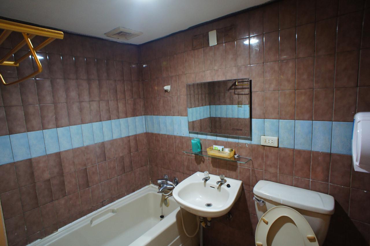 Deluxe Double Room Bath