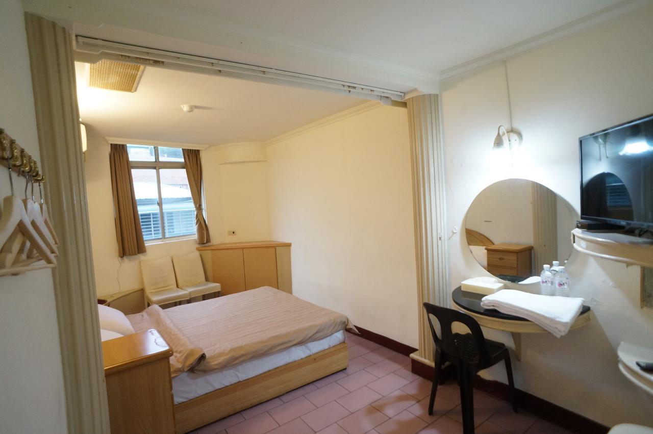 Deluxe Double Room Bath