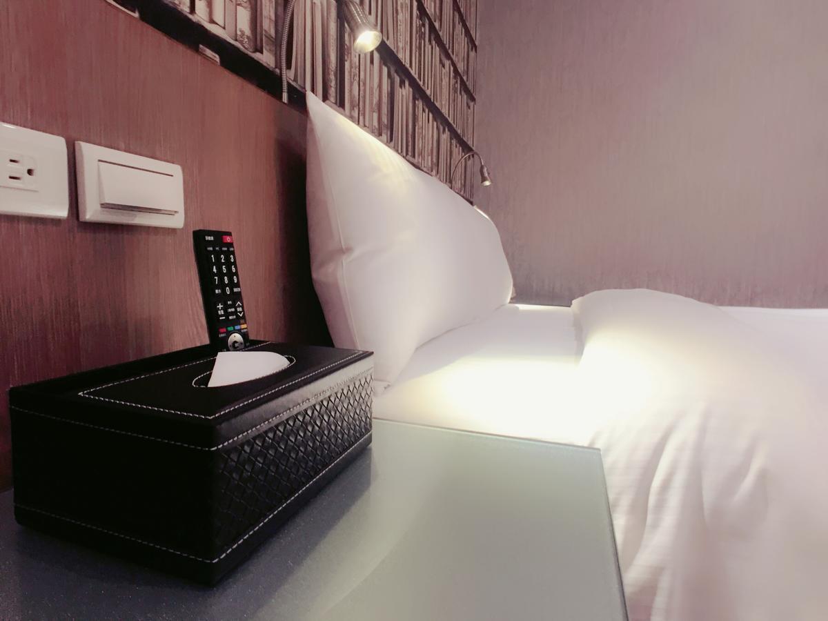 Standard Double Room No Window