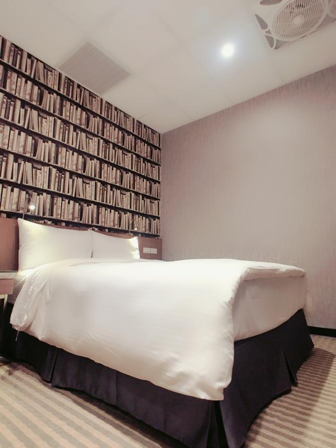 Standard Double Room No Window