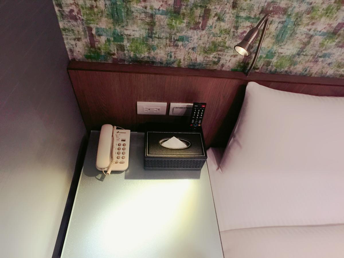 Standard Double Room No Window