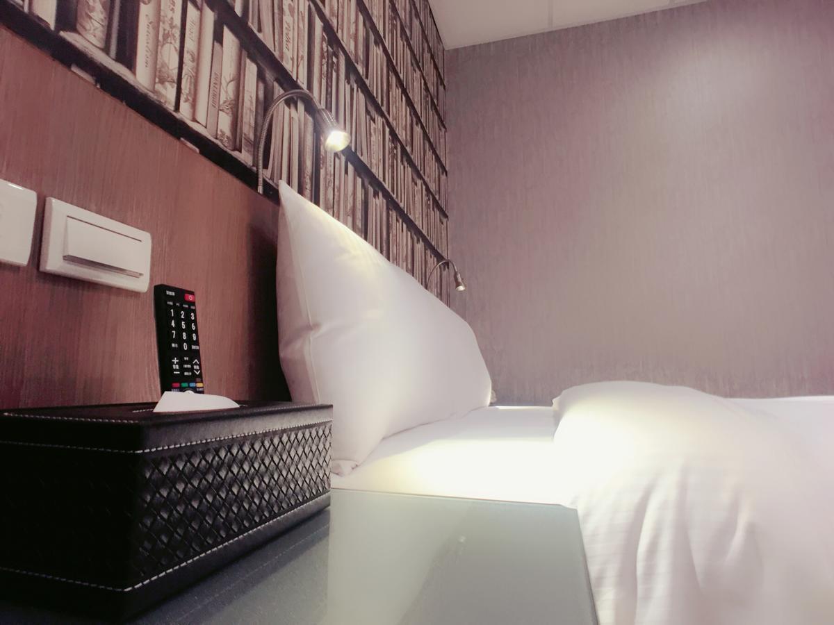 Standard Double Room No Window
