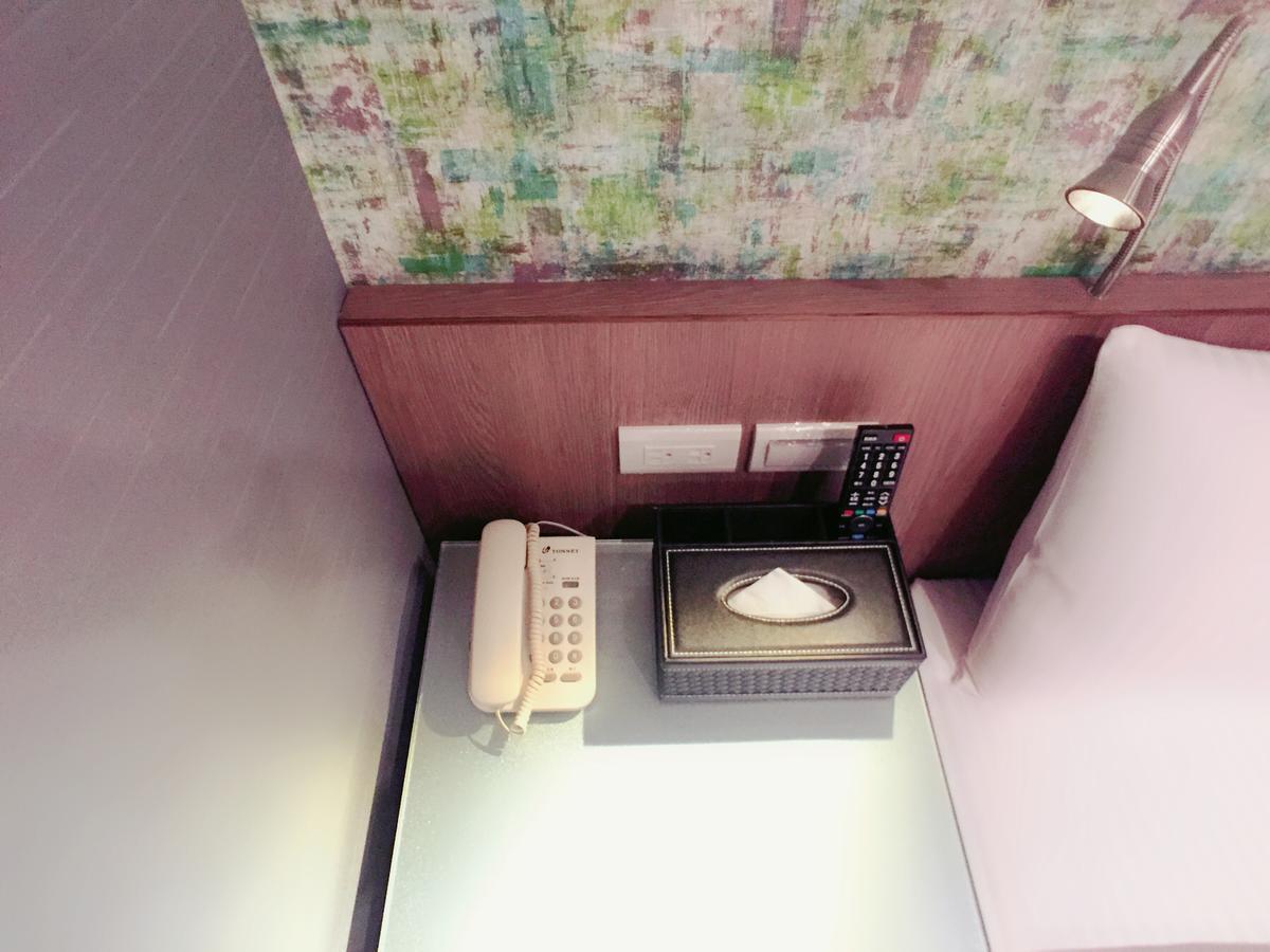 Standard Double Room No Window