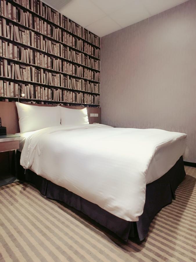 Standard Double Room No Window