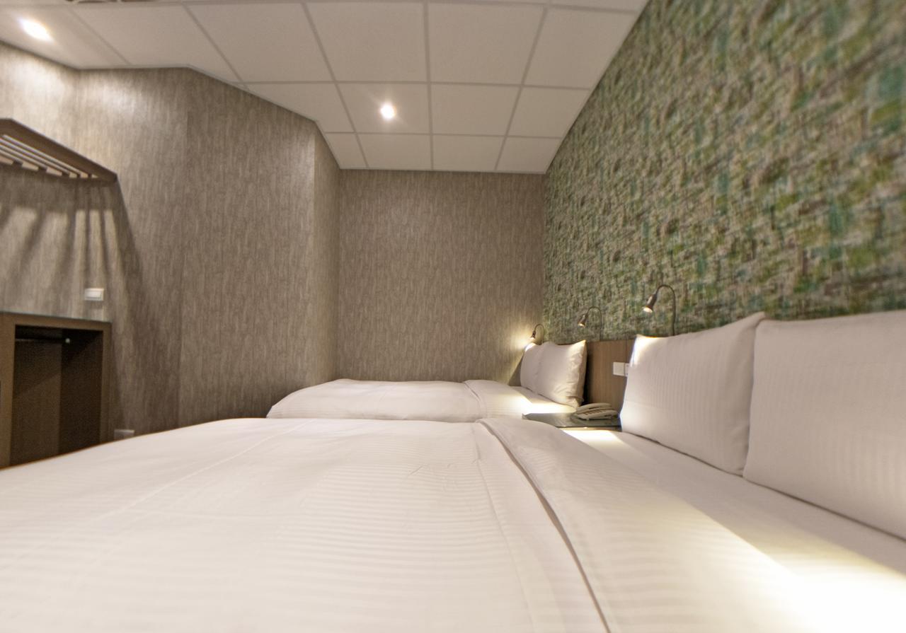 Standard Quadruple Room No Window