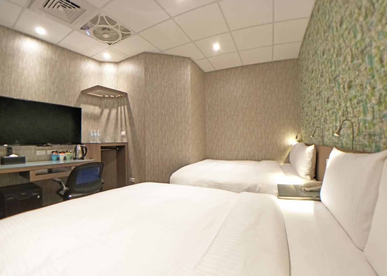 Standard Quadruple Room No Window