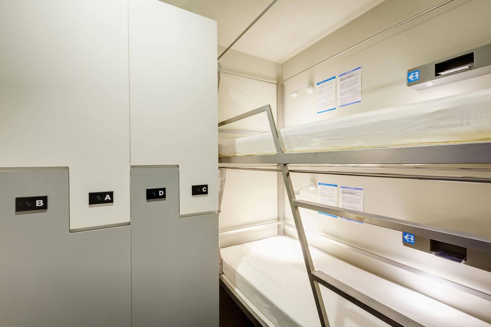 1 Single Bed Unit Male Dormitory Room