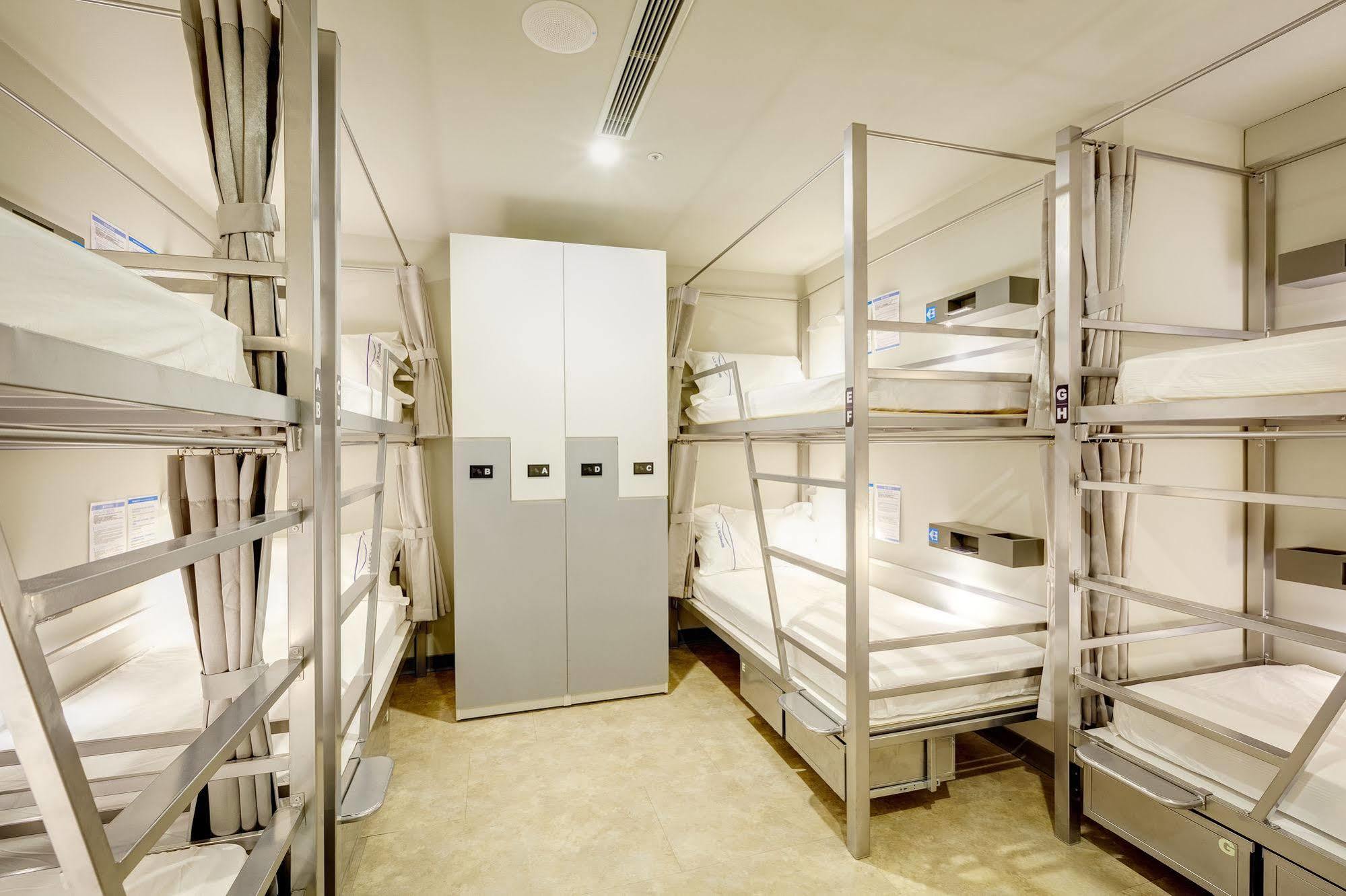 1 Single Bed Unit Male Dormitory Room