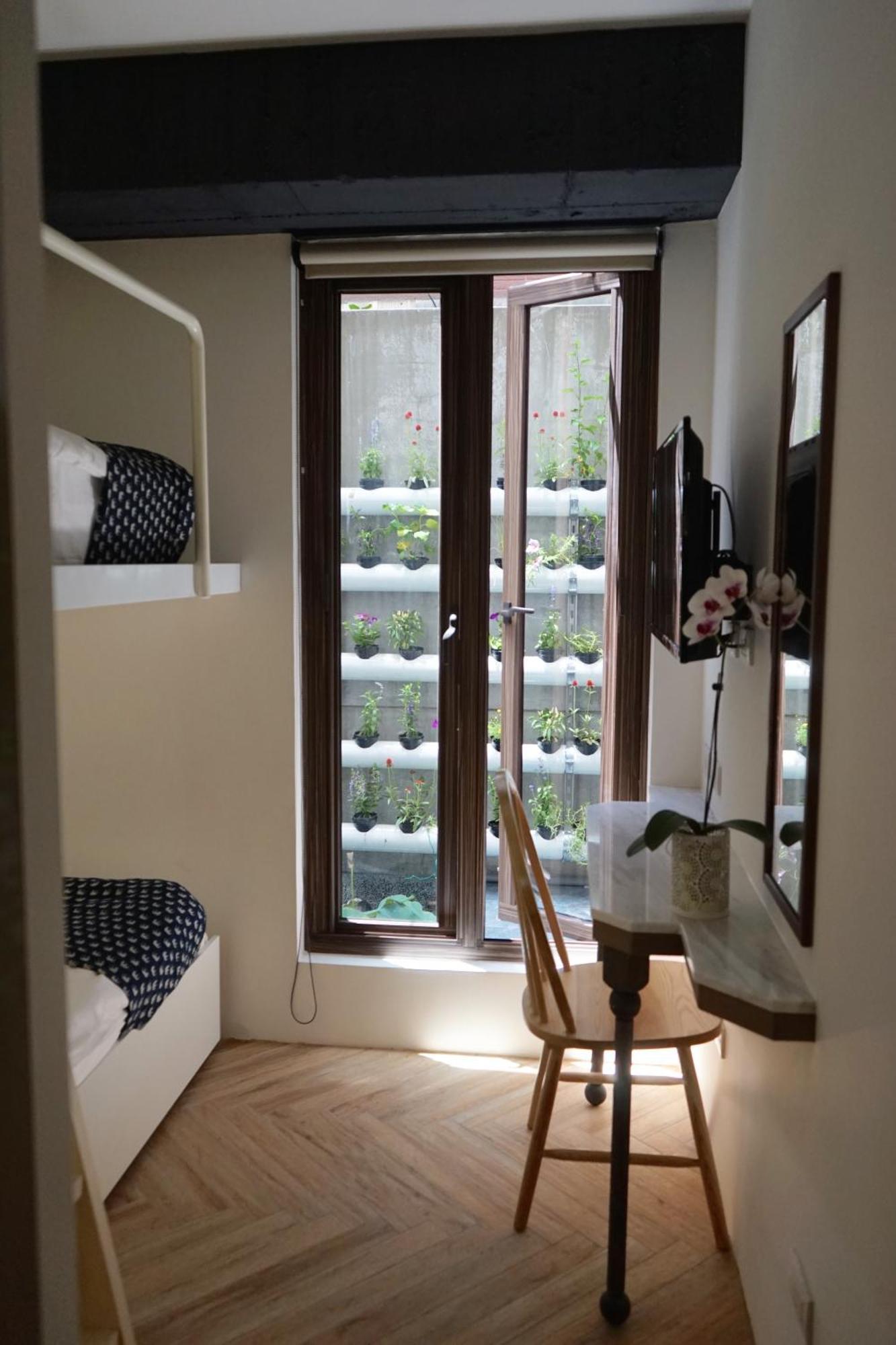 Chambre Lits Superposés avec Salle de Bains Privative