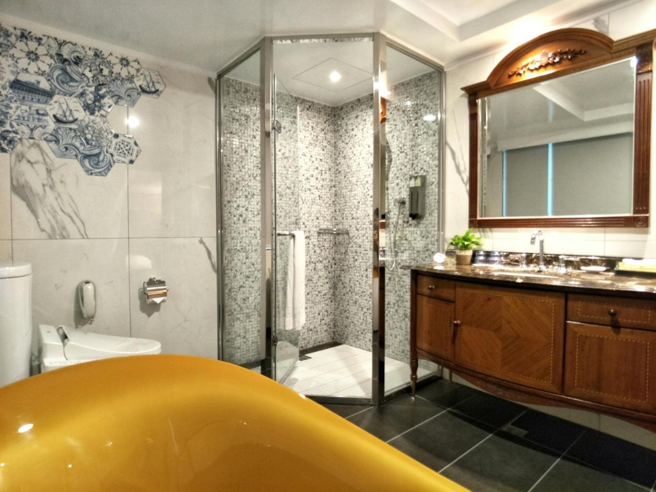 Business Double or Twin Room