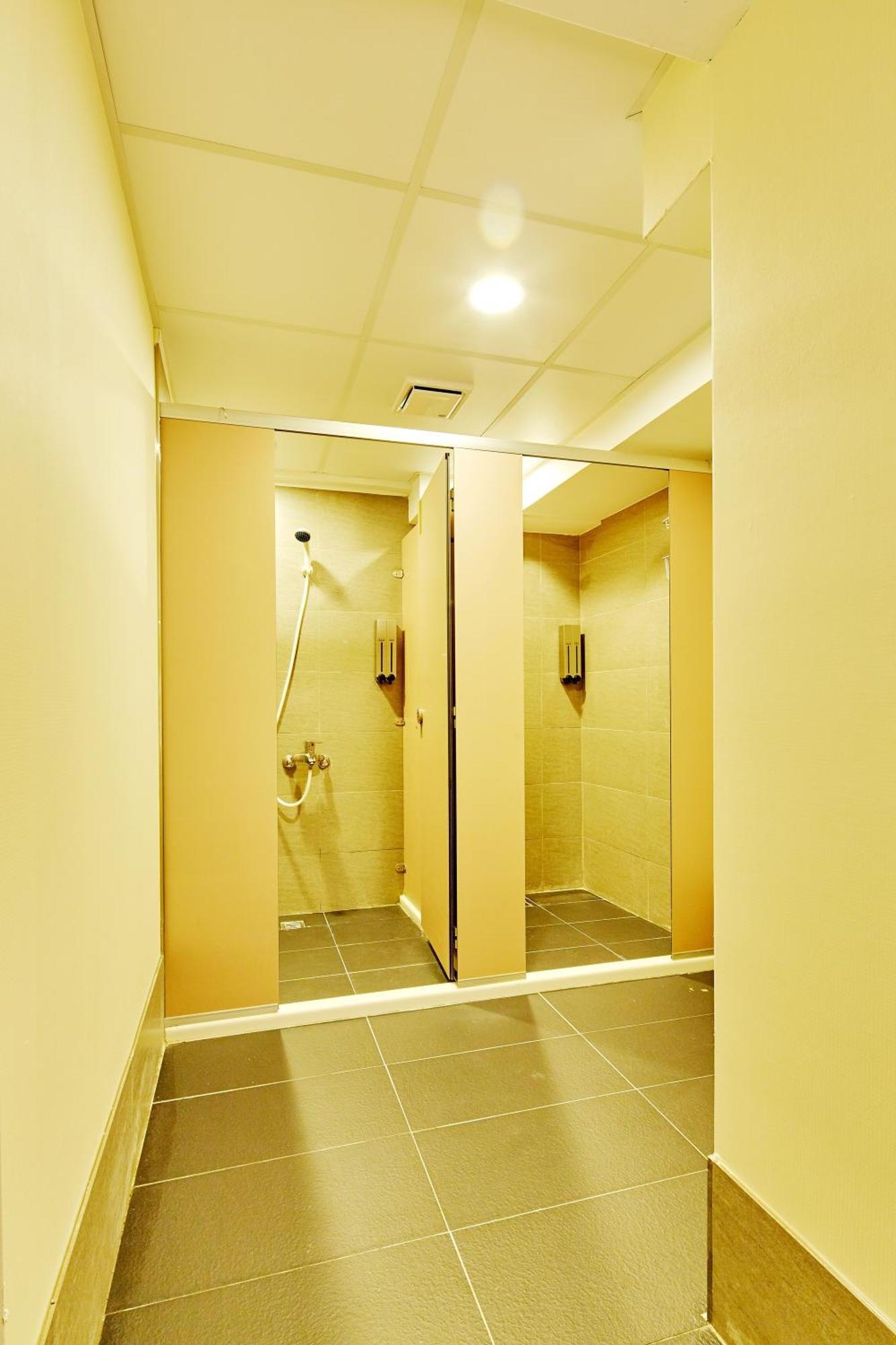 Female Environmental-Friendly Single Room