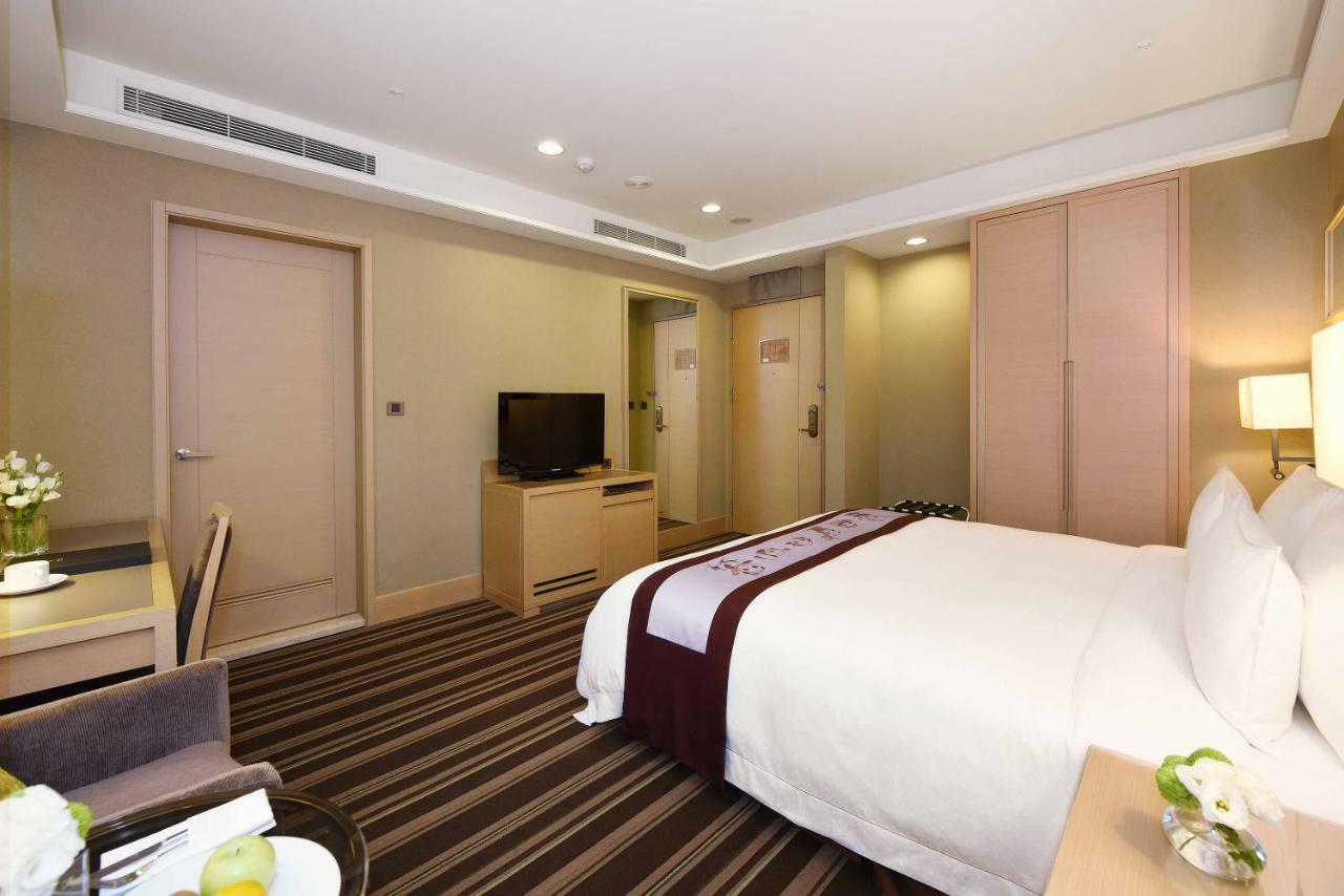 Superior Double Room,835448927:JPEG
