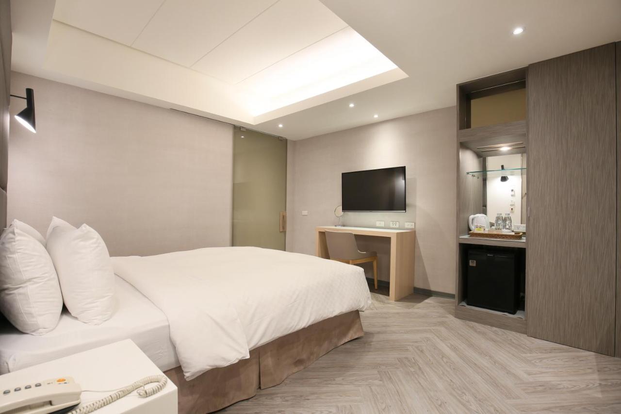 Economy Double Room no window