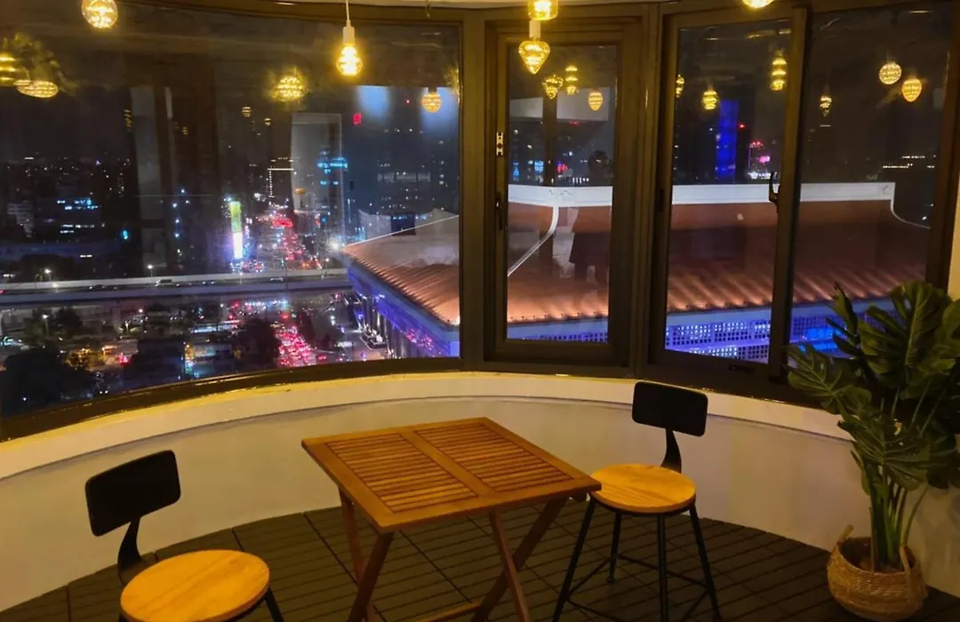 Sunshine Apartment-1