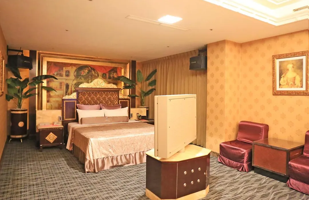 In-Stone Motel-1
