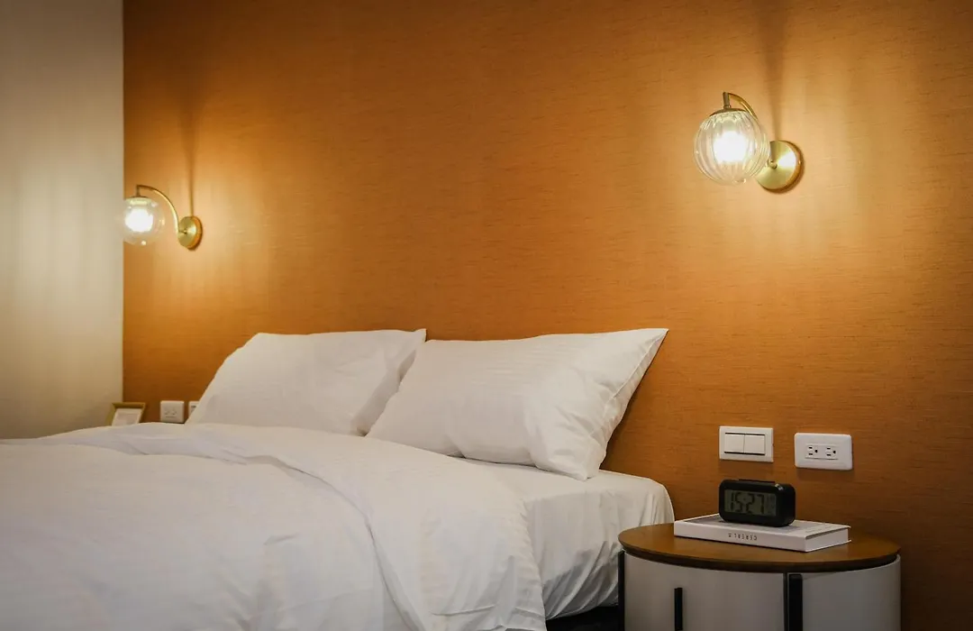Giant Rich Hotel-1