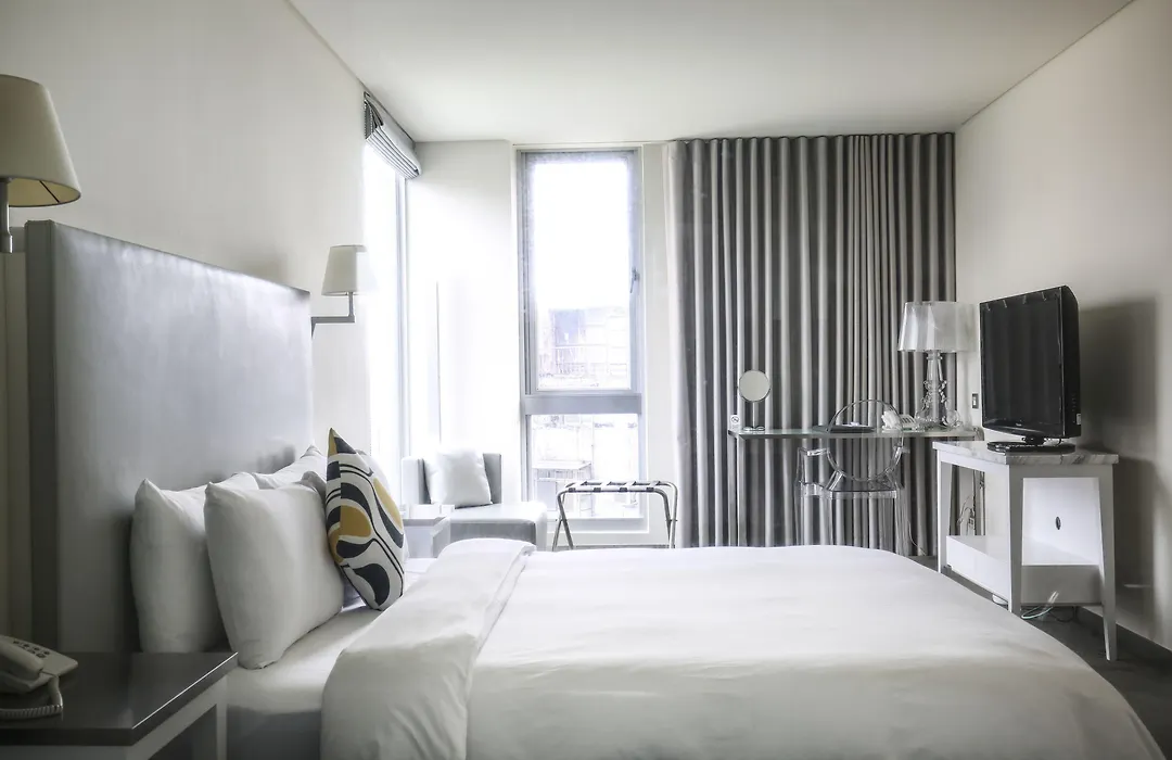 Ambience Hotel Taipei-1