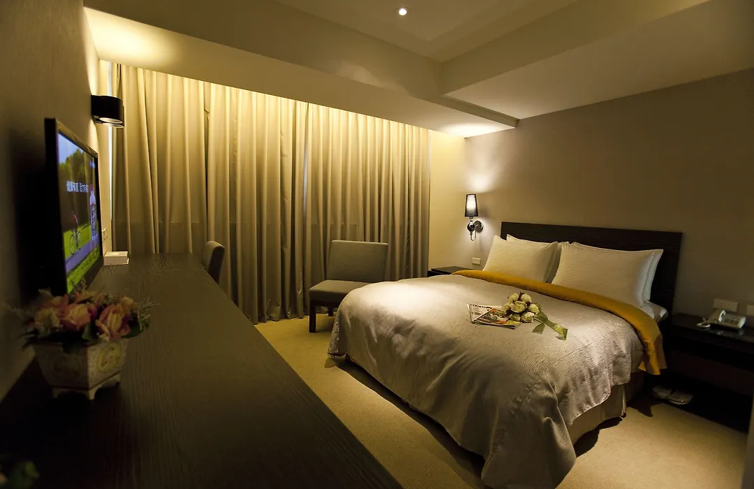 E-House Hotel-1