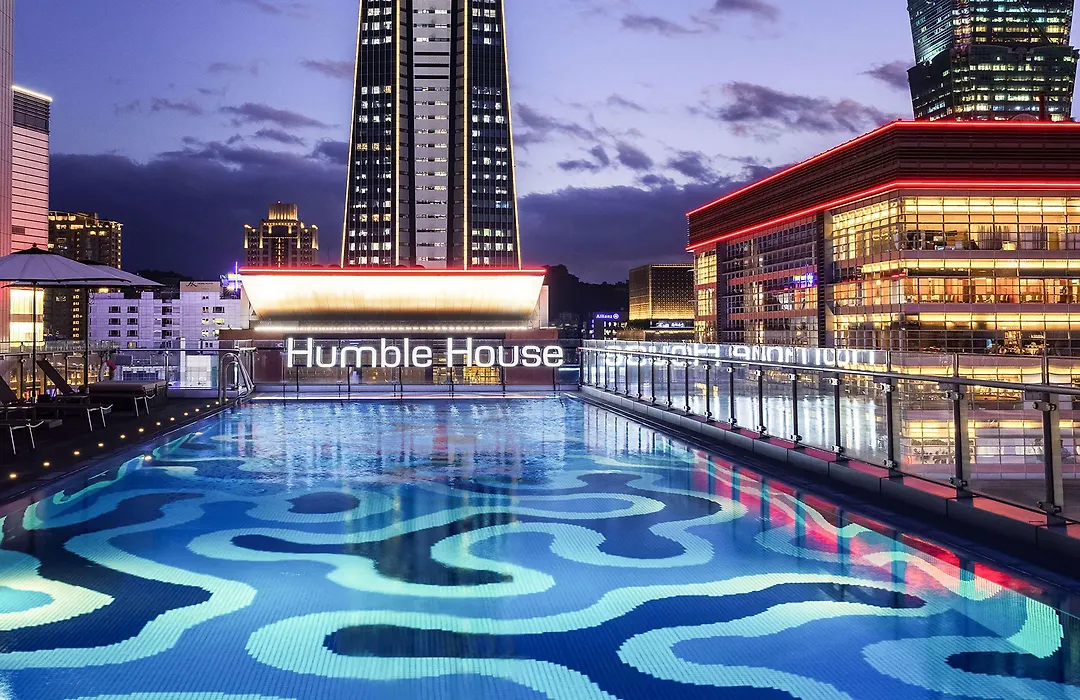 Humble House Taipei, Curio Collection By Hilton-1