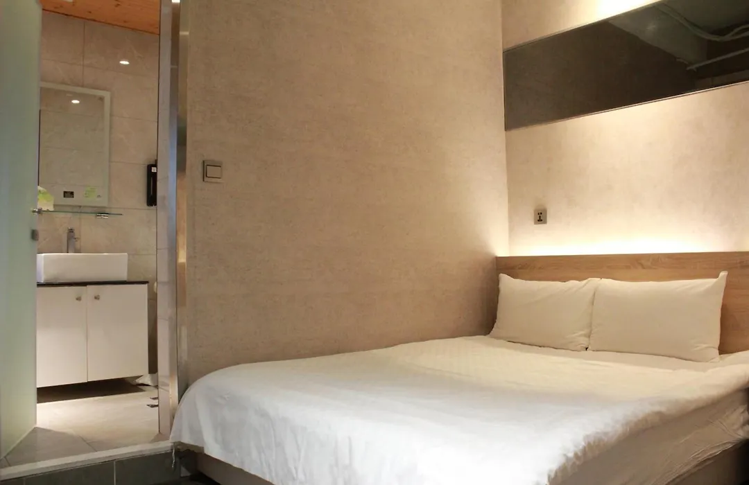 Art Inn - Kaifeng-1