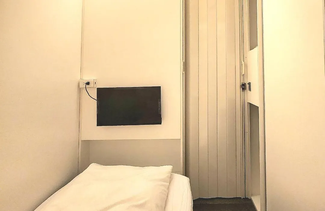 Inn Cube - Taipei Main Station-1