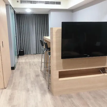 Cy Hotel-2
