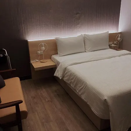 Cy Hotel-3