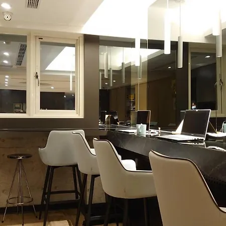 Hub Hotel Ximen Inn-3