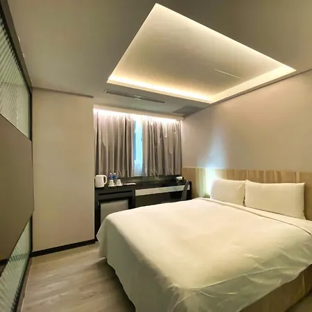 Hub Hotel Ximen Inn-2
